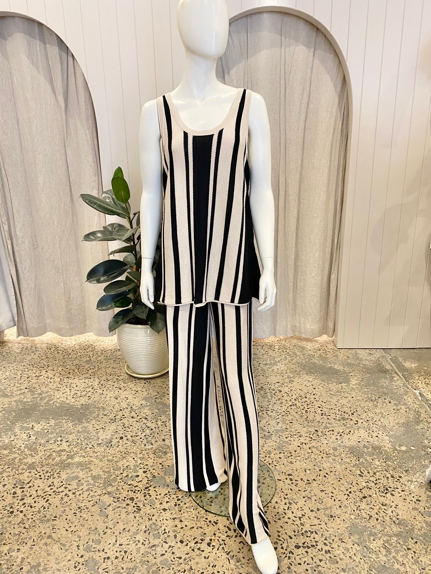 Dissh Delphi Stripe Tunic and Pant Set - Size 12