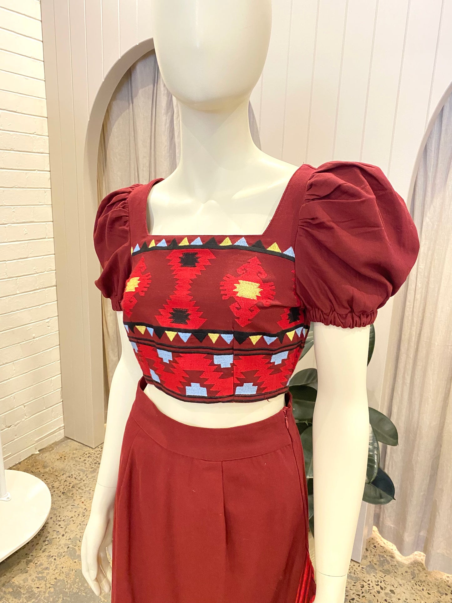 IQ Collection Burgundy Clavel Granates Skirt and Top Set - Size S