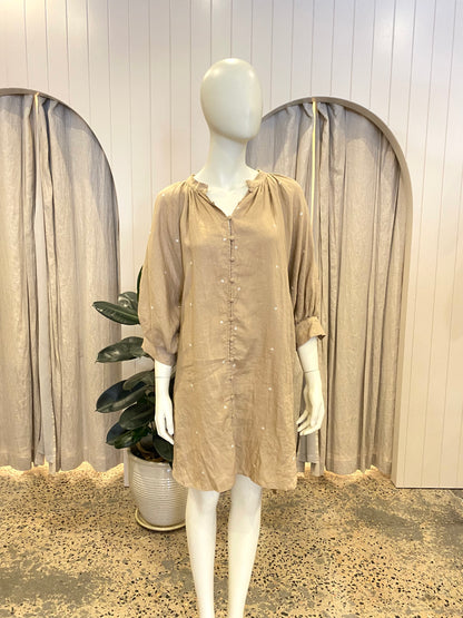 Zoe Kratzmann Beige Linen Midi Dress With White Daises - Size 1 (10/12)