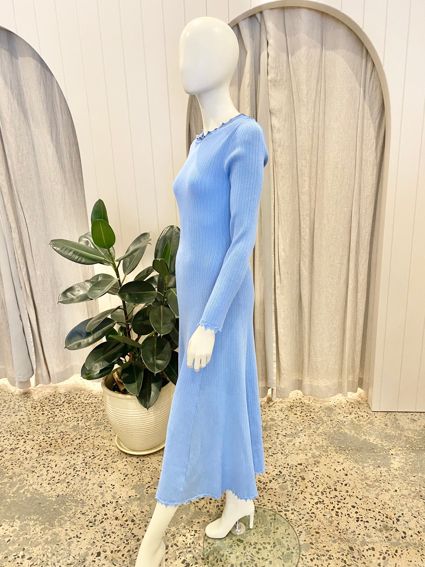 Kivari Knit Midi Dress in Cornlower Blue - Size 10