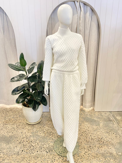 Textured Knit Pant and Jumper Lounge Set - Size M (12)