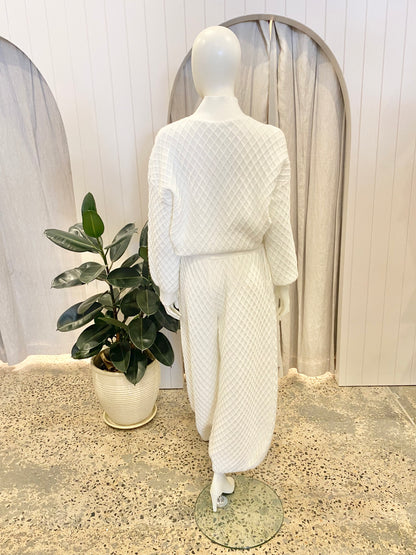 Textured Knit Pant and Jumper Lounge Set - Size M (12)