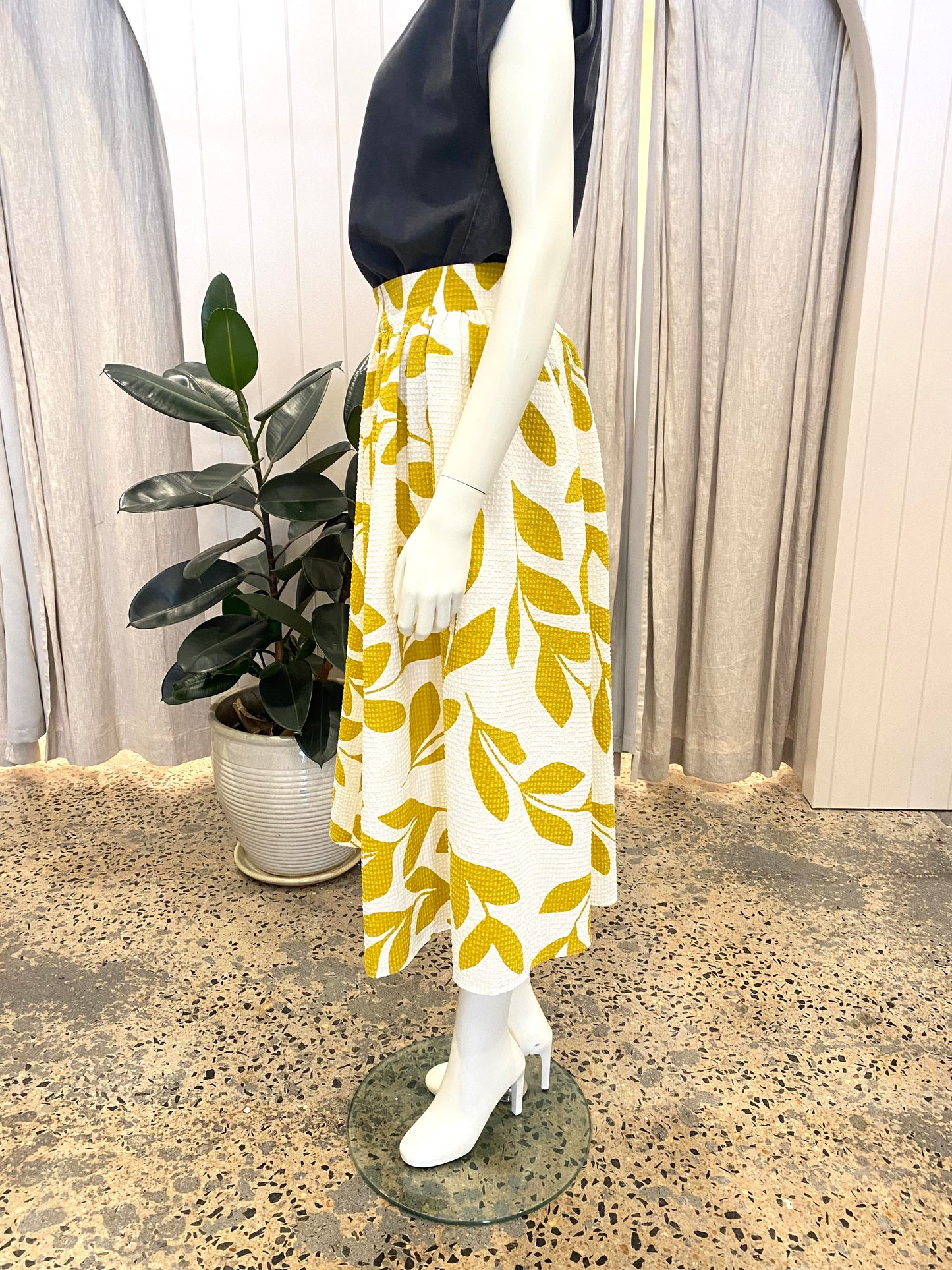 Second Female Chaurtruse Floral Midi Skirt - Size S