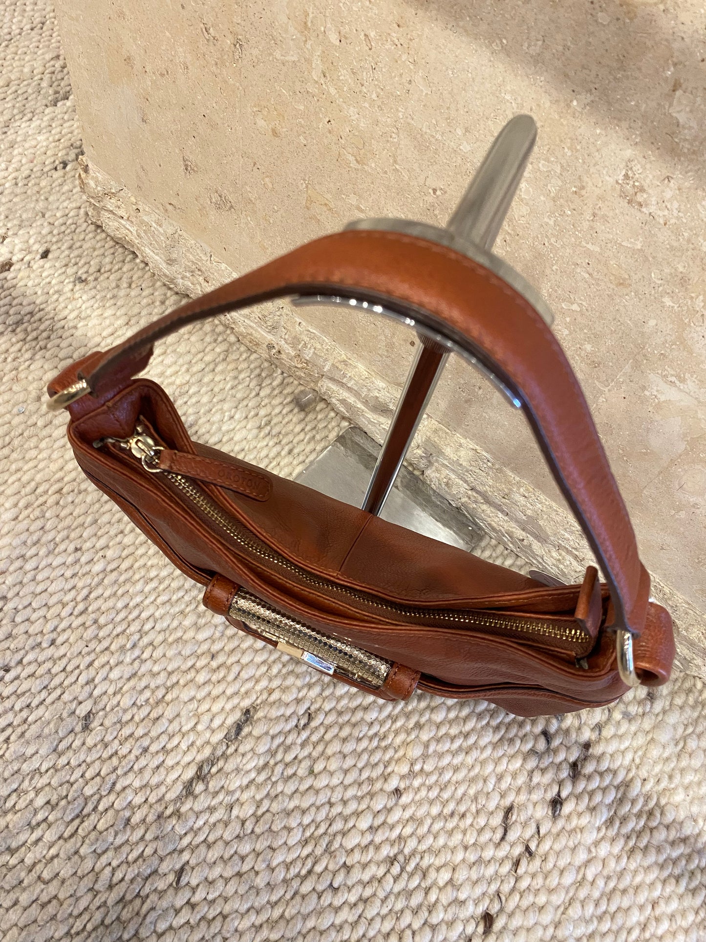 Oroton Vintage Shoulder Bag in Brown