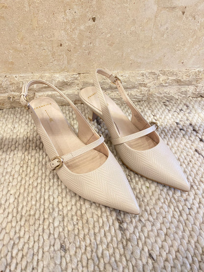 Frankie 4 Coco Slingback Pointed Toe Kitten Heel - Size 9