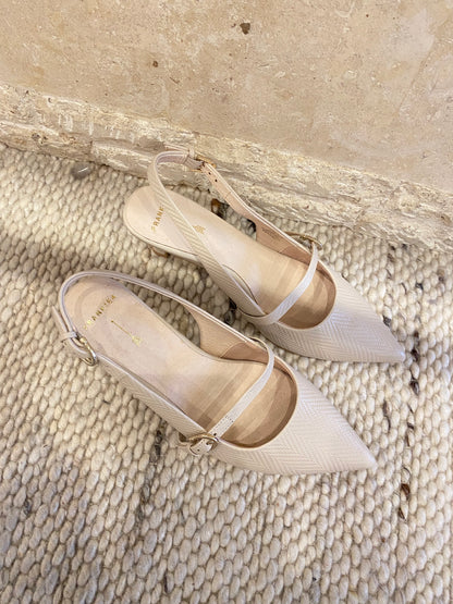 Frankie 4 Coco Slingback Pointed Toe Kitten Heel - Size 9