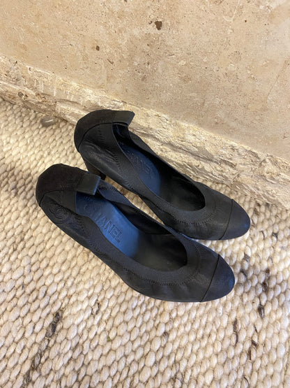 Chanel Black Seude Stretch Pumps - Size 38
