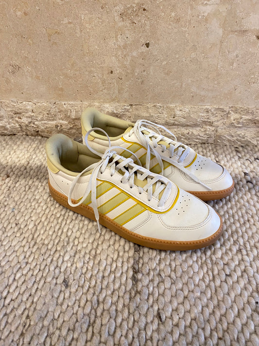Adidas Breakneck Sleek Sneakers - Size US9