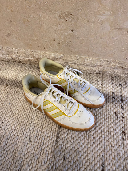 Adidas Breakneck Sleek Sneakers - Size US9