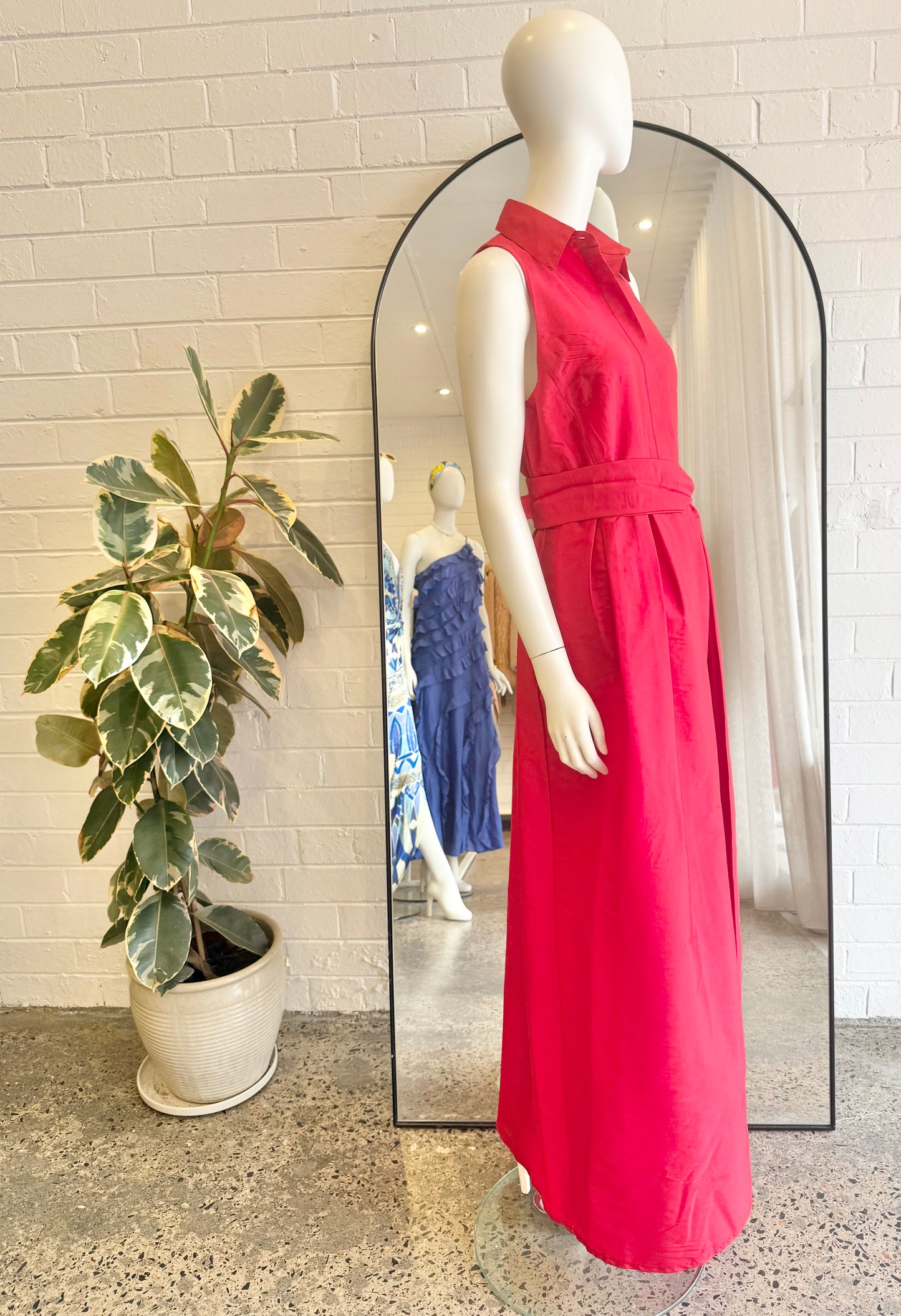 Simorra Red Long Sleeveless Dress - Size 12