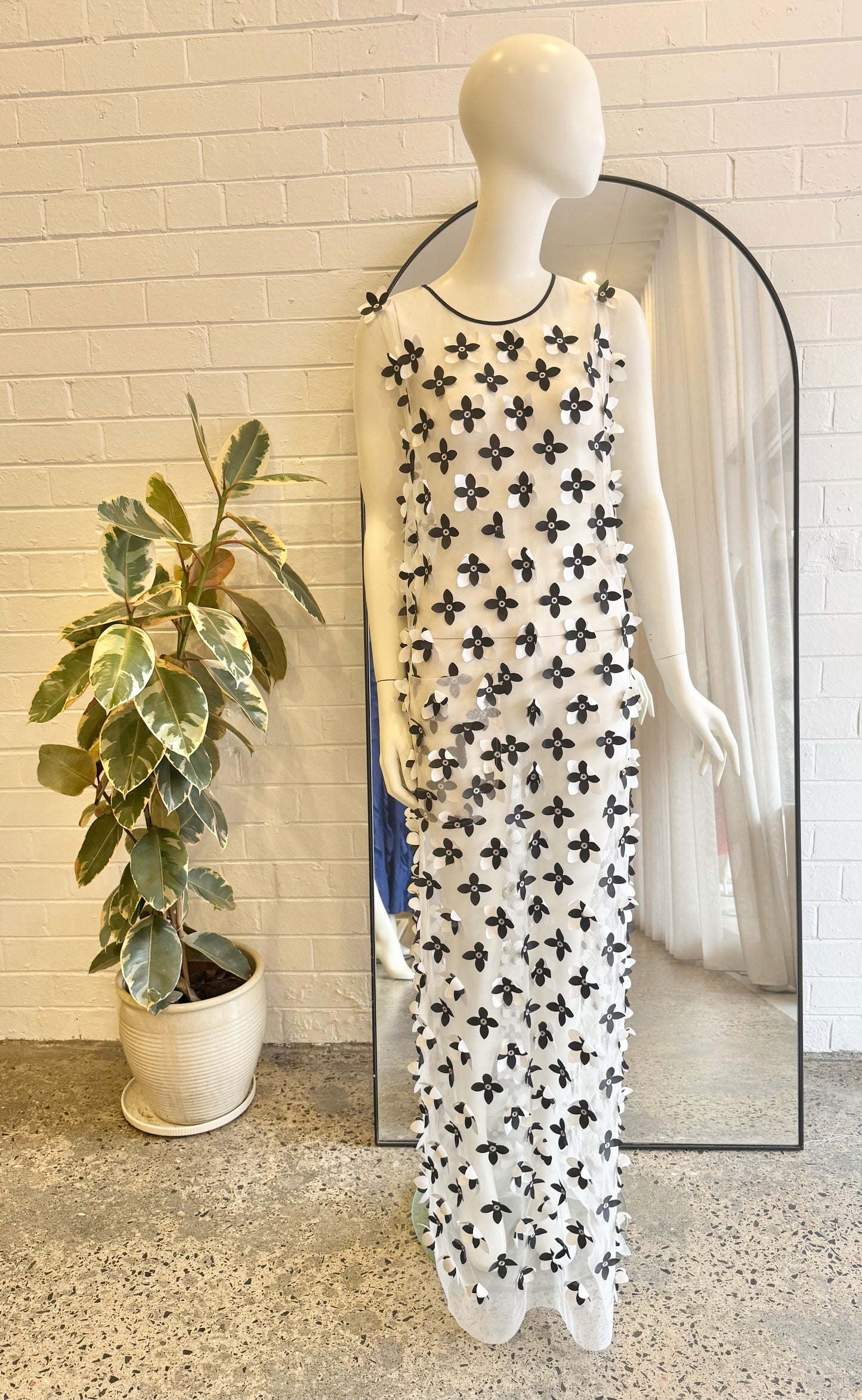 Xenia Design Black and White Floral Maxi Split Tunic - Size M