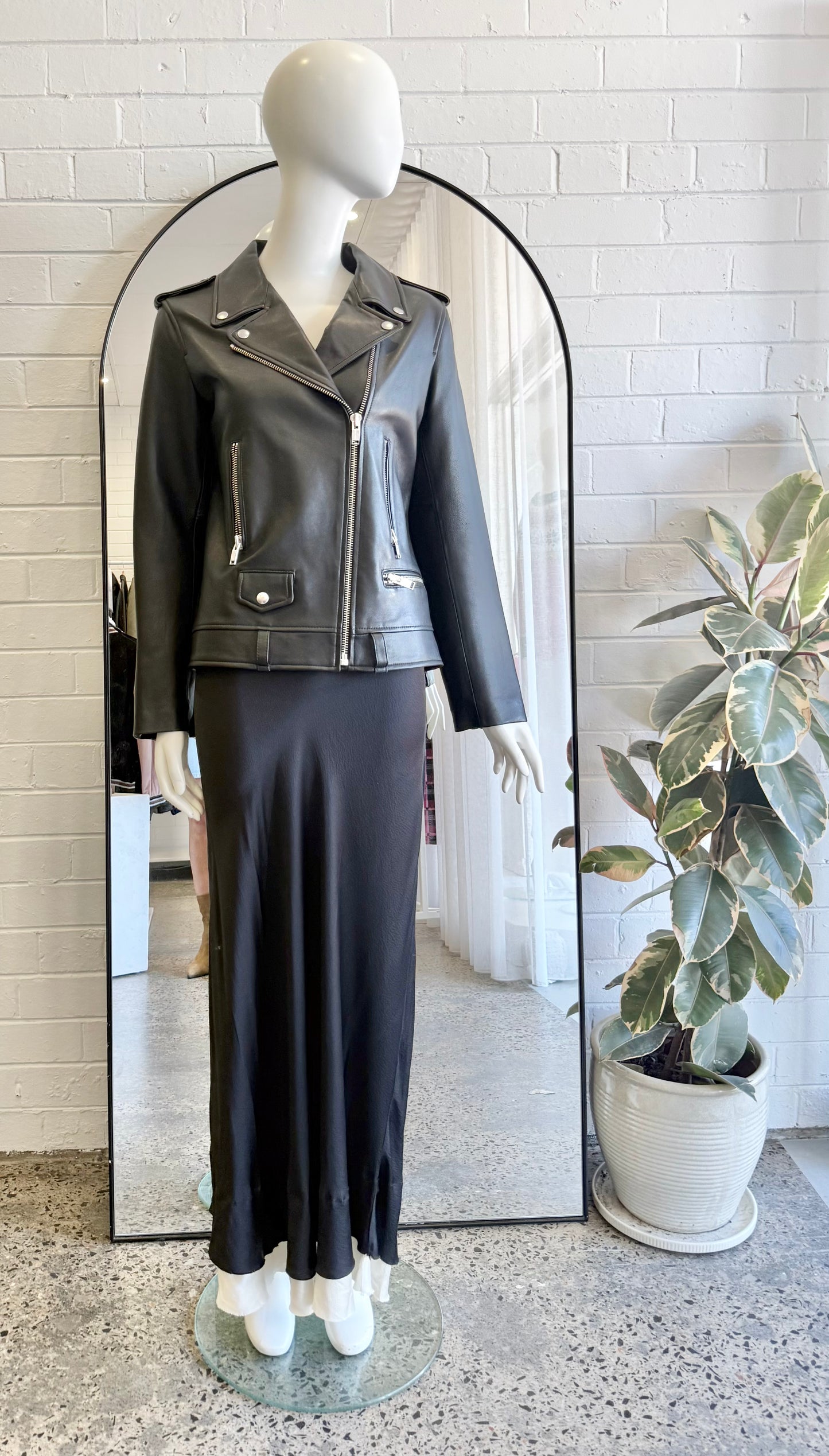 Ena Pelly Black Leather Biker Jacket - Size 6