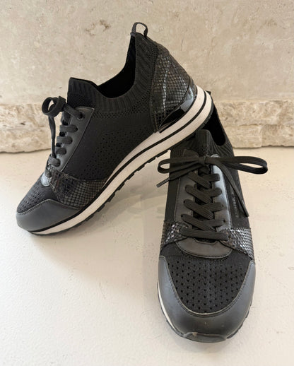 Michael Kors Billie Knit Trainer - Size 9