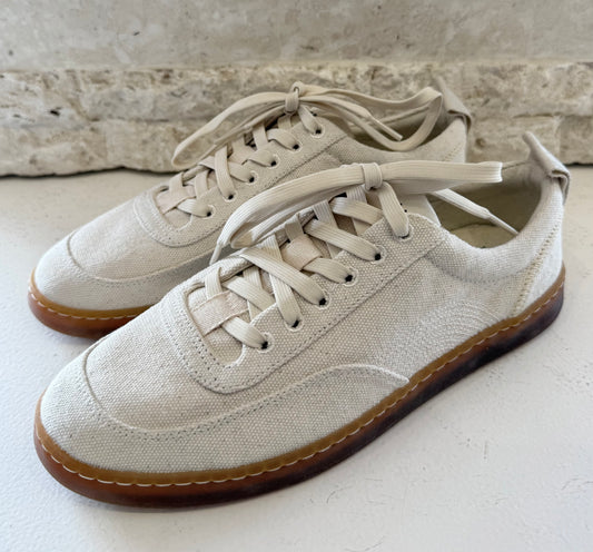 Everlane Canvas Thread Bare Sneaker - Size 10