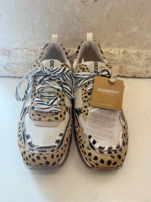 Gioseppo 'Bellflower' Sneakers in Animal Print - Size 41