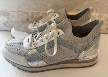 Michael Kors Billie Knit Trainer - Size 9
