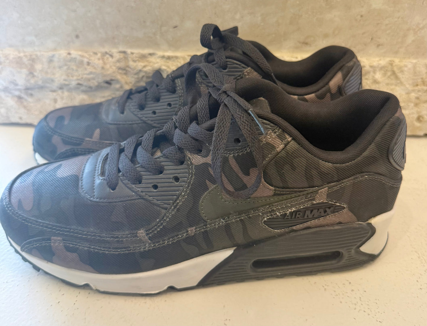 Nike Winter Camo Air Max 90's - Size 10
