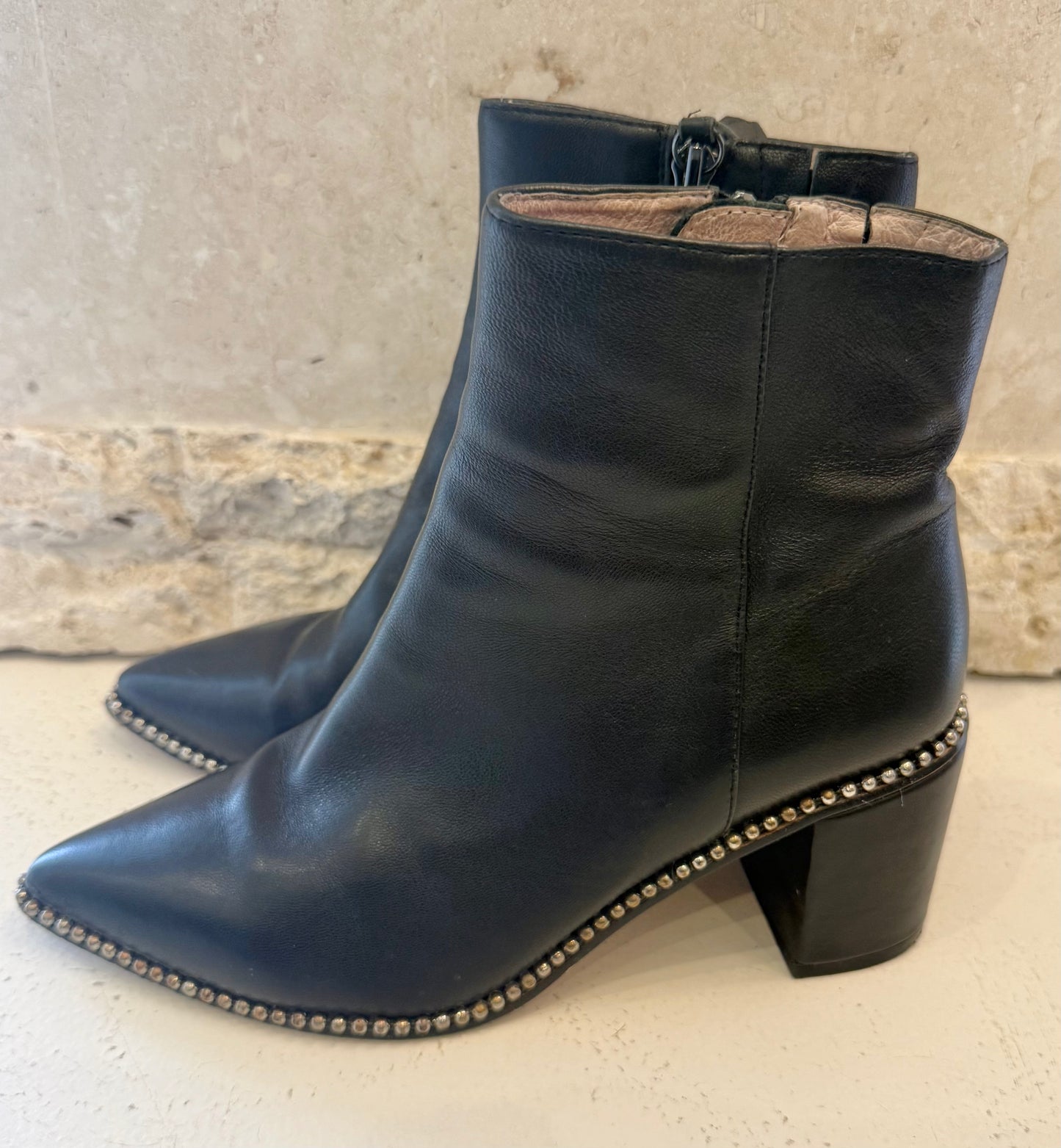 Robert Robert 'Harry' Ankle Boots in Black - Size 36