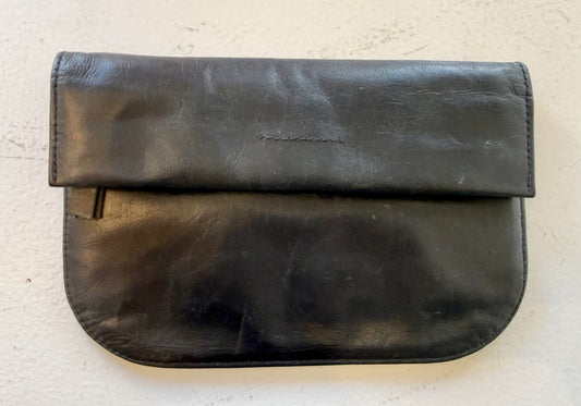 Ovae Black Leather Wallet