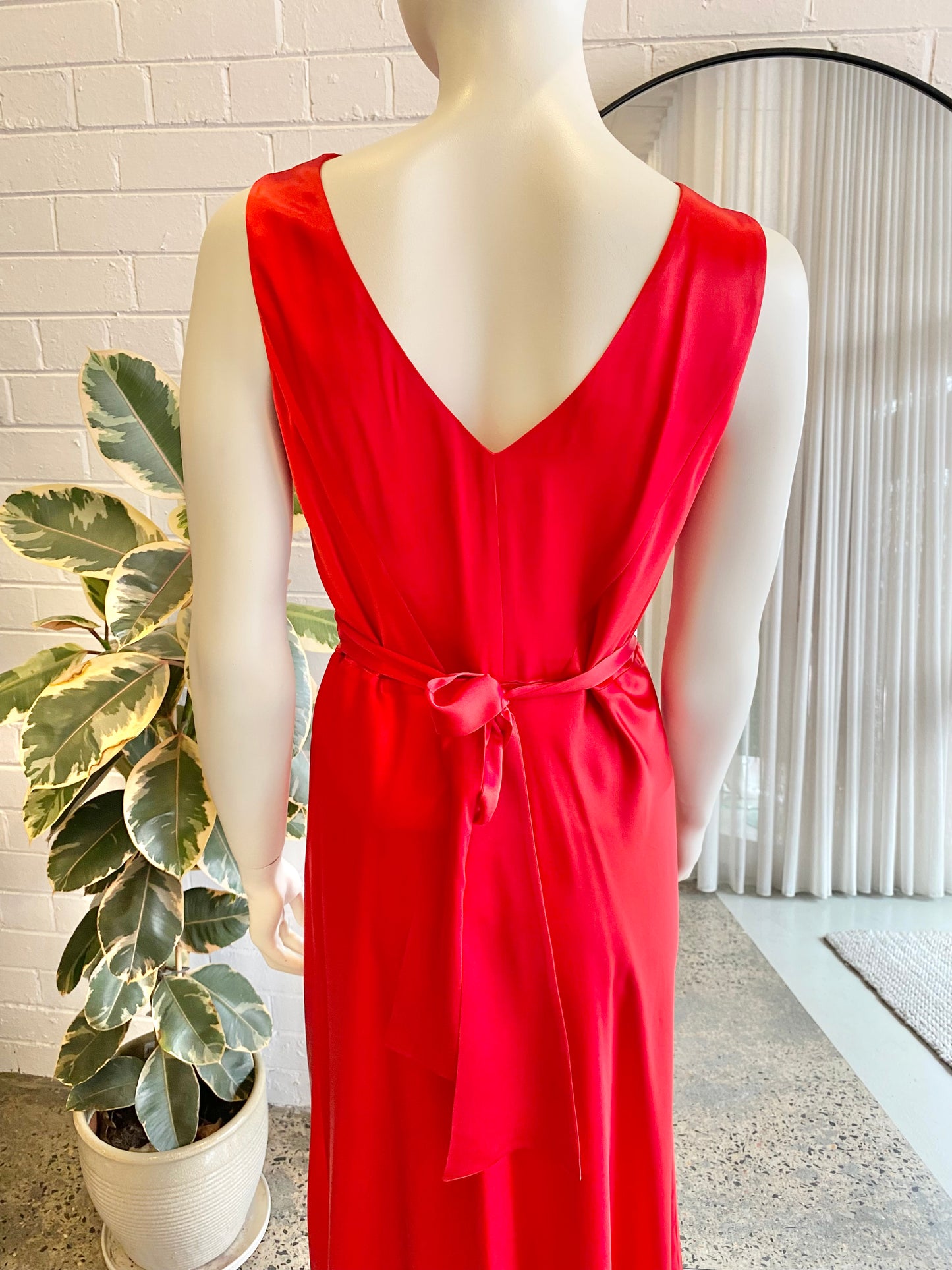 Saloni 'Scarlett Silk Jen' Midi Dress - Size 8