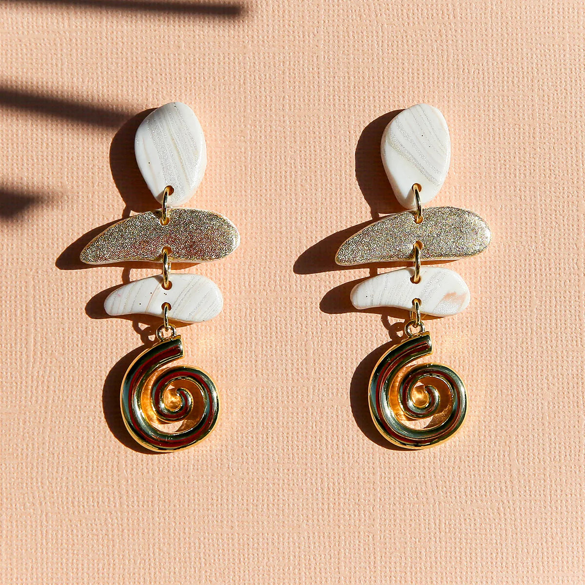 Kingston Swirl Golden Earring